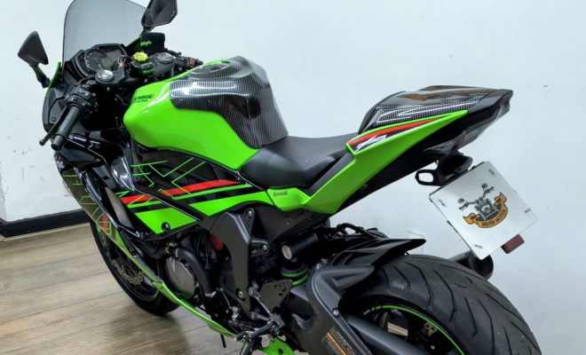 KAWASAKI NINJA ZX-6R 636cc 2024 Gasolina-9