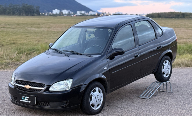 GM - Chevrolet Classic Life/LS 1.0 VHC FlexP. 4p 2013 Flex