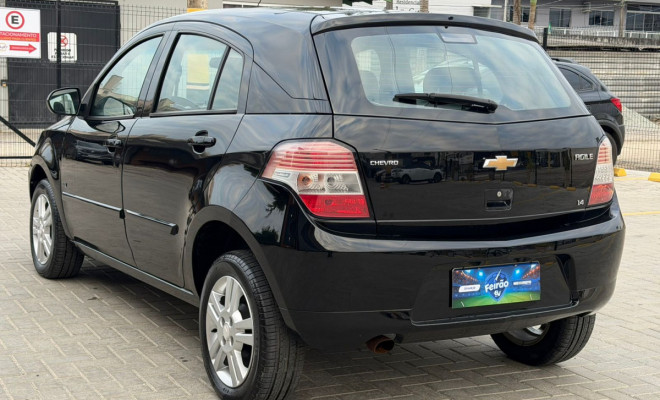 GM - Chevrolet AGILE LTZ 1.4 MPFI 8V FlexPower 5p 2011 Flex-2