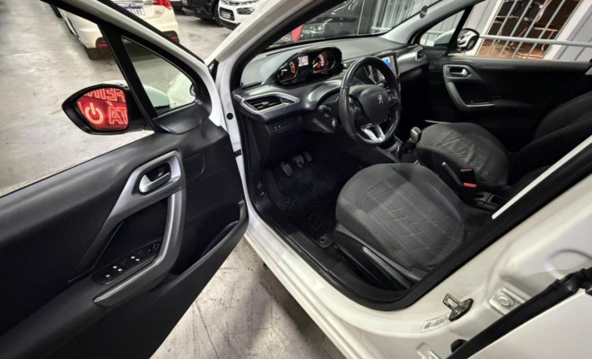 Peugeot 208 Griffe 1.6 Flex 16V 5p Mec. 2014 Flex-9