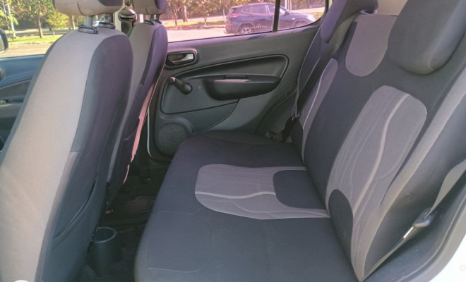 Fiat UNO WAY 1.0 Flex 6V 5p 2018 Flex-5
