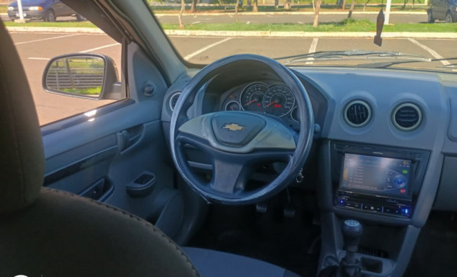 GM - Chevrolet PRISMA  Sed. Maxx/ LT 1.4 8V ECONOF. 4p 2012 Gasolina-6