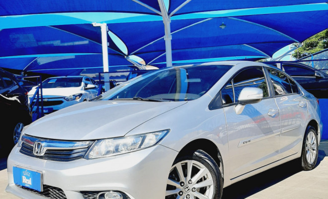 Honda Civic Sedan LXR 2.0 Flexone 16V Aut. 4p 2014 Flex