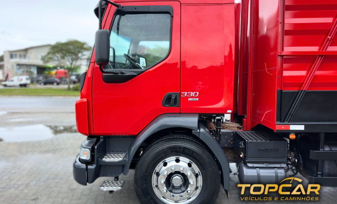 VOLVO VM 330 6x2 2p (diesel)(E5) 2021 Diesel-6