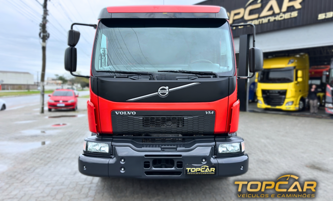 VOLVO VM 330 6x2 2p (diesel)(E5) 2021 Diesel-0