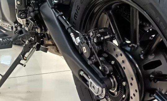 TRIUMPH SCRAMBLER 400 X 2025 Gasolina-6