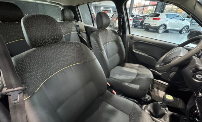Renault Clio RN/Alizé/Expr./1.0 Hi-Power 16V 5p 2014 Flex-4