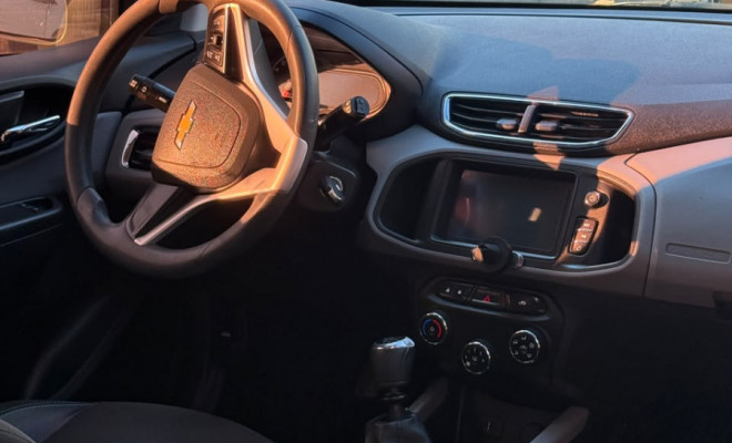 GM - Chevrolet ONIX HATCH LT 1.0 8V FlexPower 5p Mec. 2019 Flex-4