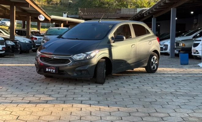 GM - Chevrolet ONIX HATCH LT 1.0 8V FlexPower 5p Mec. 2019 Flex