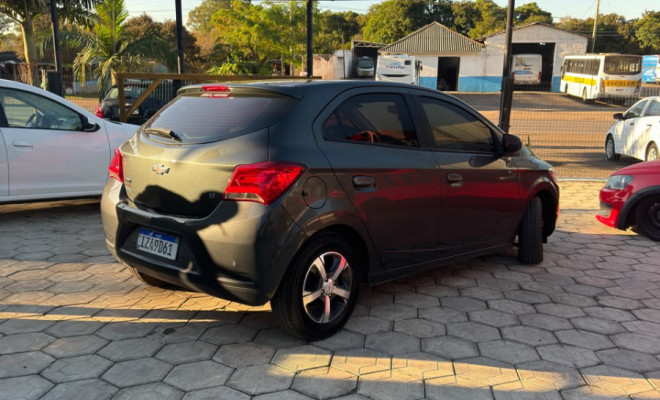 GM - Chevrolet ONIX HATCH LT 1.0 8V FlexPower 5p Mec. 2019 Flex-2