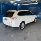 Mitsubishi OUTLANDER 3.0/ GT 3.0 V6 Aut. 2014 Gasolina-3