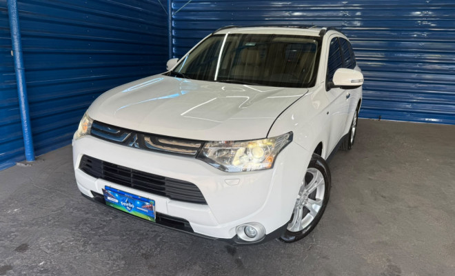 Mitsubishi OUTLANDER 3.0/ GT 3.0 V6 Aut. 2014 Gasolina