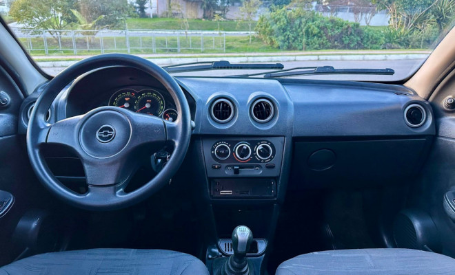 GM PRISMA Maxx 1.4 8V Flex - 2007-9
