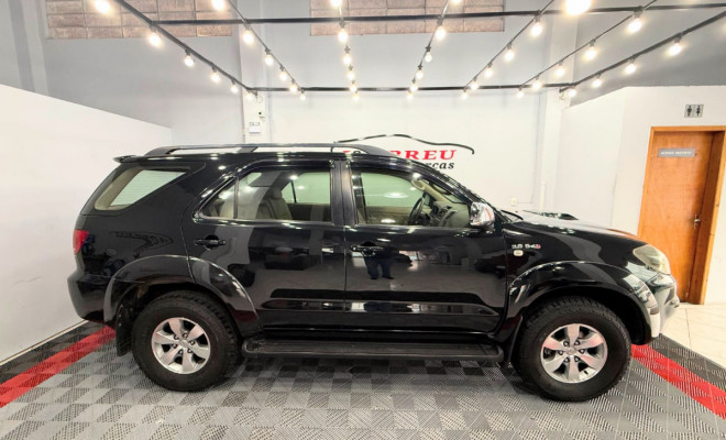 Toyota Hilux SW4 SRV D4-D 4x4 3.0 TDI Dies. Aut 2008 Diesel-5