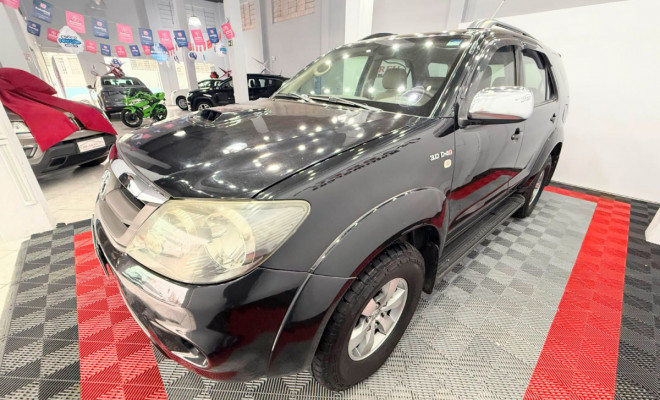 Toyota Hilux SW4 SRV D4-D 4x4 3.0 TDI Dies. Aut 2008 Diesel-1