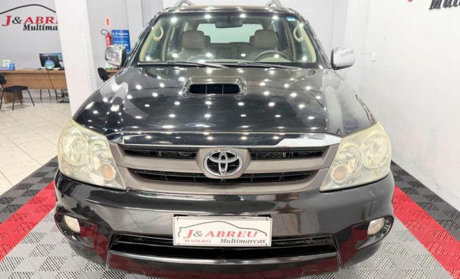 Toyota Hilux SW4 SRV D4-D 4x4 3.0 TDI Dies. Aut 2008 Diesel-0