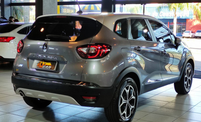 Renault CAPTUR Iconic 1.3 TB 16V Flex 5p Aut. 2022 Flex-1