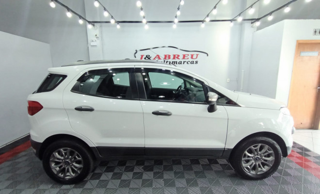 Ford EcoSport FREESTYLE 2.0 16V Flex 5p Aut. 2015 Flex-5