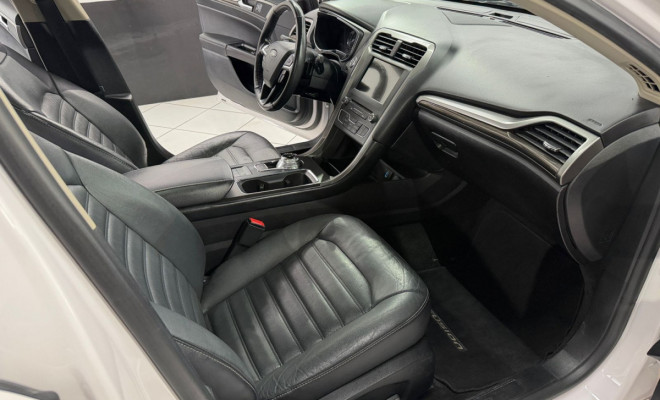 Ford Fusion SEL 2.0 Ecobo. 16V 248cv Aut. 2018 Gasolina-4