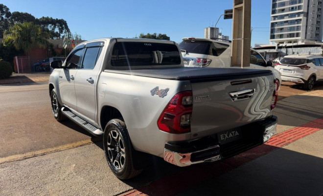HILUX CD SRX 4x4 AUT 2.8 TDI Diesel.-4