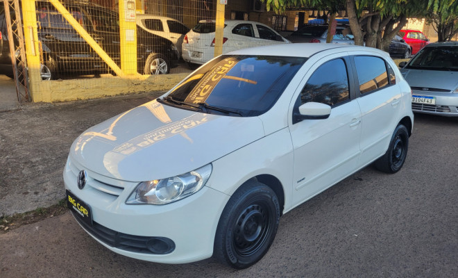 VW - VolksWagen Gol (novo) 1.0 Mi Total Flex 8V 4p 2012 Flex