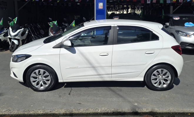 Chevrolet Onix LT 1.4 2018 | Completo | Econômico | Guarujá-3