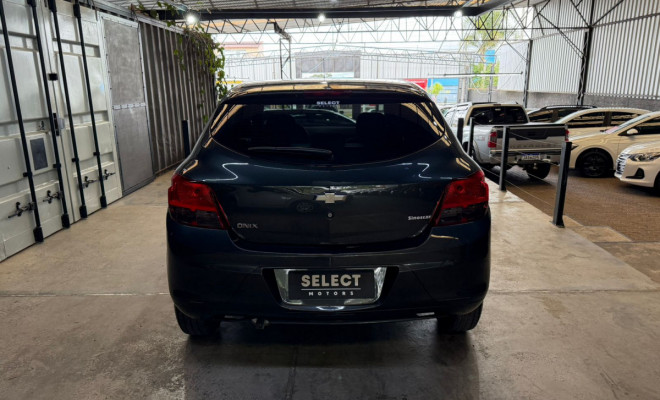 GM - Chevrolet ONIX HATCH Joy 1.0 8V Flex 5p Mec. 2019 Flex-4