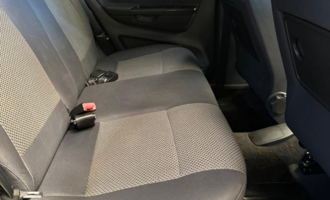 VW - VolksWagen SPACEFOX  SPORTLINE/HIGHLINE 1.6 T.Flex 2011 Flex-12