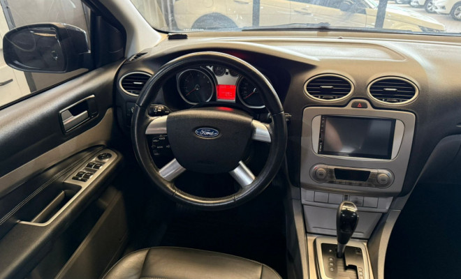 Ford Focus 2.0 16V/SE/SE Plus Flex 5p Aut. 2012 Flex-6