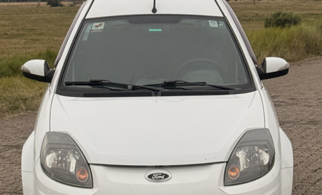 Ford Ka 1.0 8V/1.0 8V ST Flex 3p 2013 Flex-0