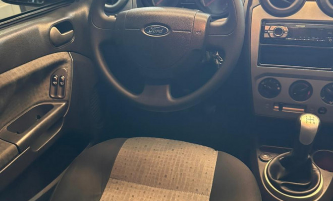 Ford Fiesta Sedan SE 1.6 16V Flex 4p 2012 Flex-6