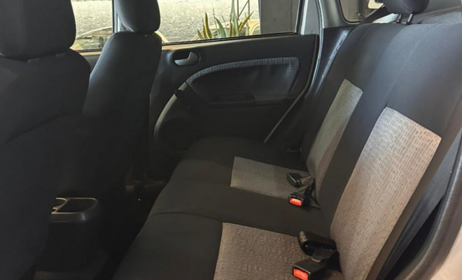 Ford Fiesta Sedan SE 1.6 16V Flex 4p 2012 Flex-8