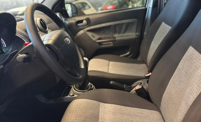 Ford Fiesta Sedan SE 1.6 16V Flex 4p 2012 Flex-7