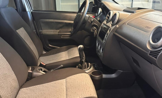 Ford Fiesta Sedan SE 1.6 16V Flex 4p 2012 Flex-13