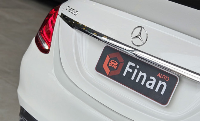 Mercedes-Benz C-200 Avantgarde 2.0 TB 16V 184cv Aut. 2016 Gasolina-14