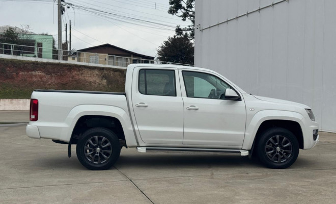 Amarok Comfort 2.0 4x4 Aut. 2020 Diesel - Robustez e Conforto para o Trabalho e o Lazer!-17