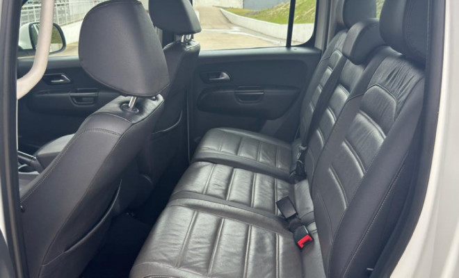 Amarok Comfort 2.0 4x4 Aut. 2020 Diesel - Robustez e Conforto para o Trabalho e o Lazer!-7