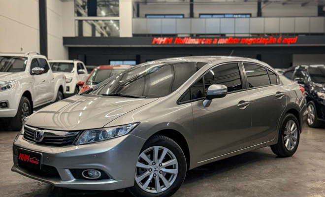 Honda Civic Sedan LXR 2.0 Flexone 16V Aut. 4p 2014 Flex
