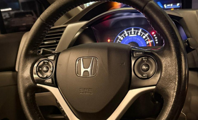 Honda Civic Sedan LXR 2.0 Flexone 16V Aut. 4p 2014 Flex-5