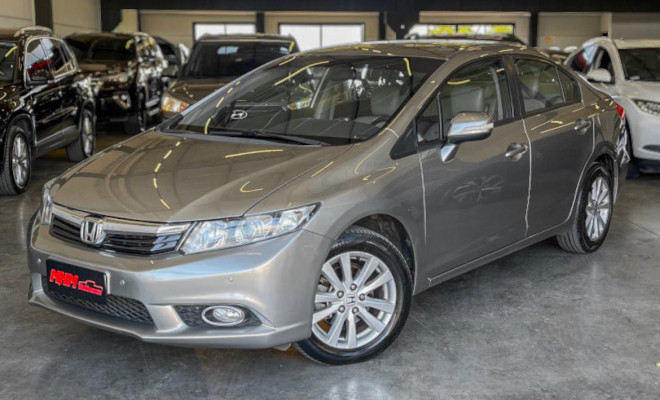 Honda Civic Sedan LXR 2.0 Flexone 16V Aut. 4p 2014 Flex