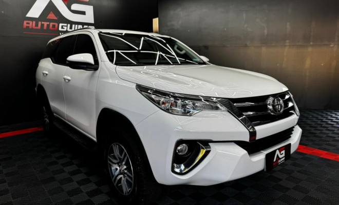 Toyota Hilux SW4 SR 4x2 2.7/ 2.7 Flex 16V Aut. 2020 Flex