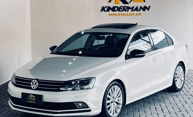 VW - VolksWagen JETTA Comfortline 2.0 T.Flex 8V 4p Tipt. 2015 Flex-1