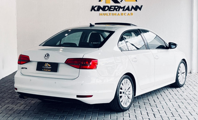 VW - VolksWagen JETTA Comfortline 2.0 T.Flex 8V 4p Tipt. 2015 Flex-4