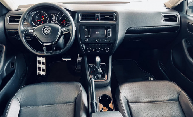 VW - VolksWagen JETTA Comfortline 2.0 T.Flex 8V 4p Tipt. 2015 Flex-5