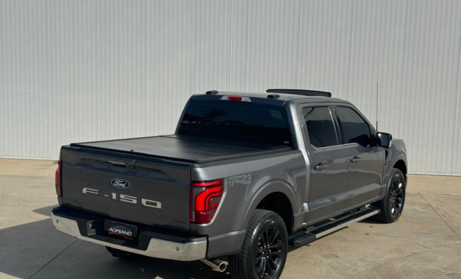 Ford F-150 Lariat 4x4 5.0 V8 2024 - Força Bruta e Sofisticação Premium!-2