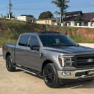 Ford F-150 Lariat 4x4 5.0 V8 2024 - Força Bruta e Sofisticação Premium!-22