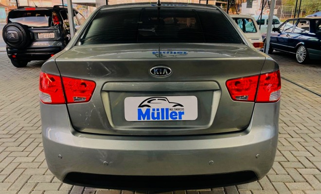 Kia Motors Cerato 1.6 16V Aut. 2010 Gasolina-3