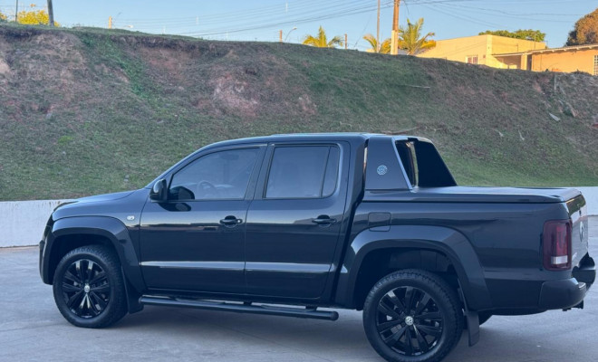 Amarok Extreme V6 3.0 4x4 2023 - Potência Absoluta e Exclusividade!-16
