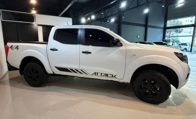 Nissan Frontier S CD 4x4 2.3 TB Diesel Mec. 2022 Diesel-1