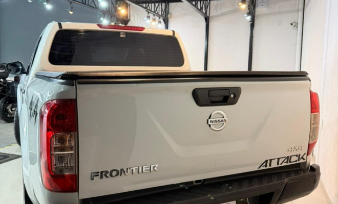 Nissan Frontier S CD 4x4 2.3 TB Diesel Mec. 2022 Diesel-2